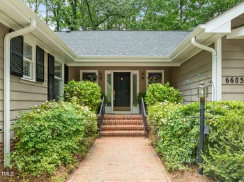 6605 Huntingridge Rd, Chapel Hill, NC 27517