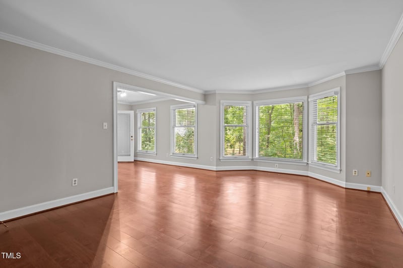 6605 Huntingridge Rd, Chapel Hill, NC 27517