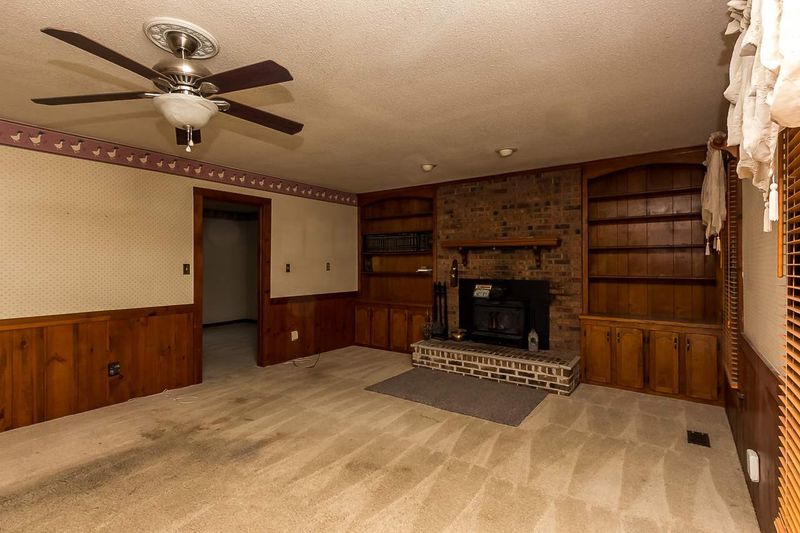 6605 Leesville Rd, Durham, NC 27703