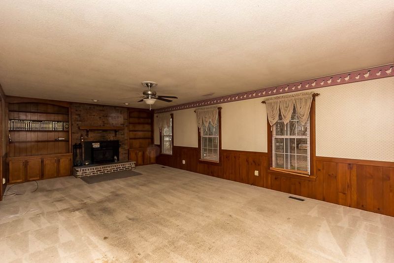 6605 Leesville Rd, Durham, NC 27703