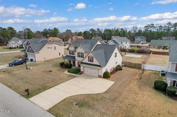 6605 Stillwood Dr, Hope Mills, NC 28348