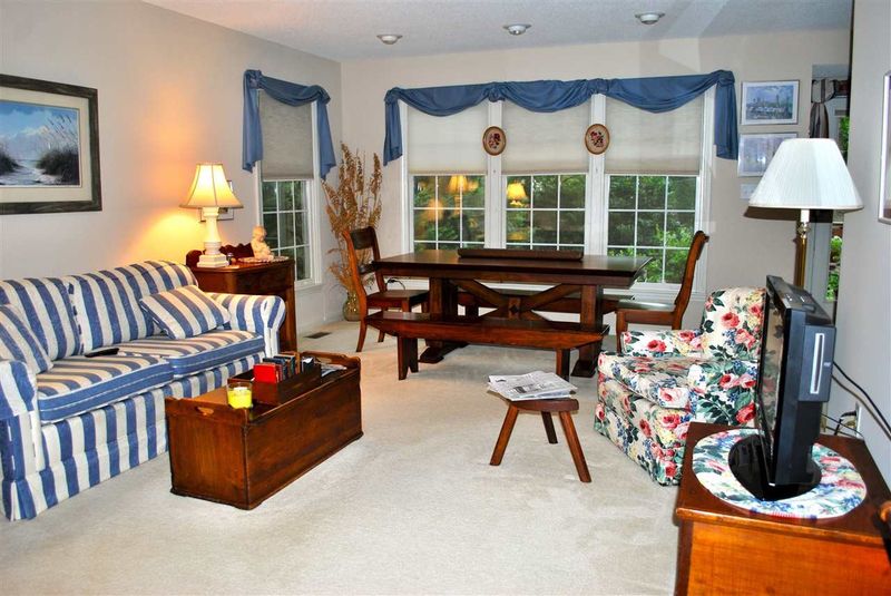 6605 Tealbriar Dr, Raleigh, NC 27615