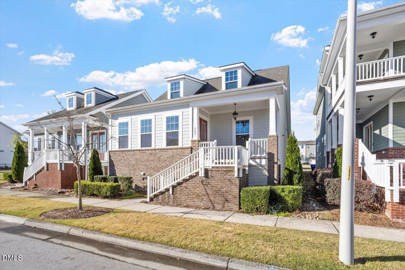 6605 Truxton Ln, Raleigh, NC 27616