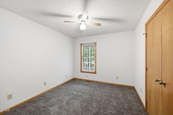 6605 Willow Chase Dr, Willow Springs, NC 27592
