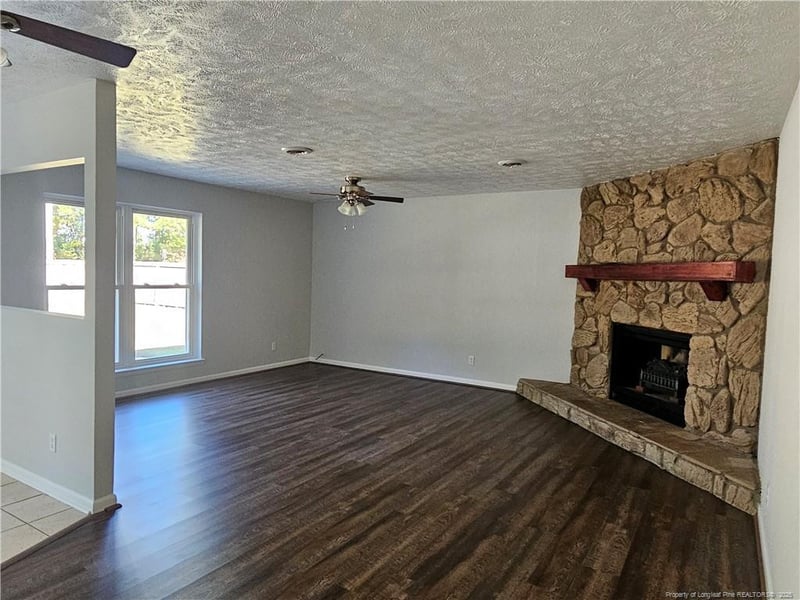 6606 Grist Mill Rd, Fayetteville, NC 28314