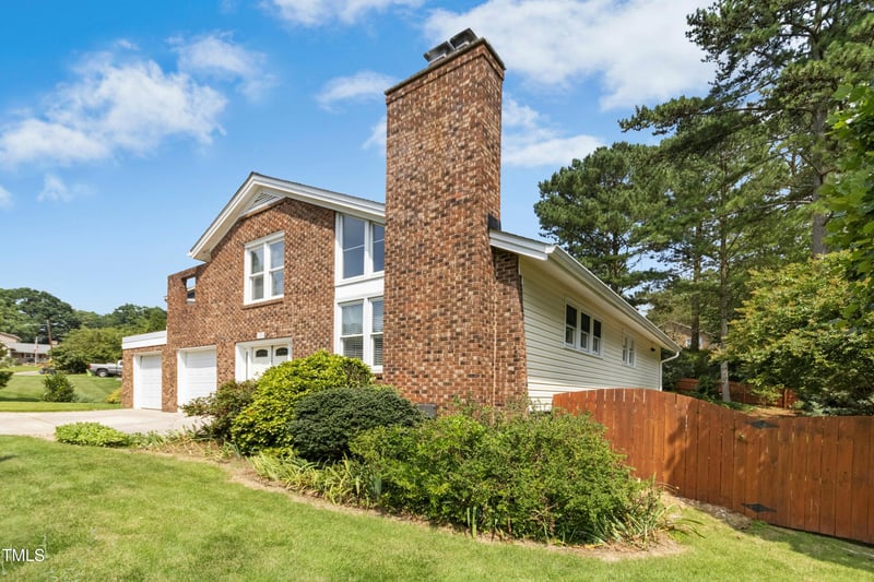 6608 Quiet Cove Ct, Raleigh, NC 27612