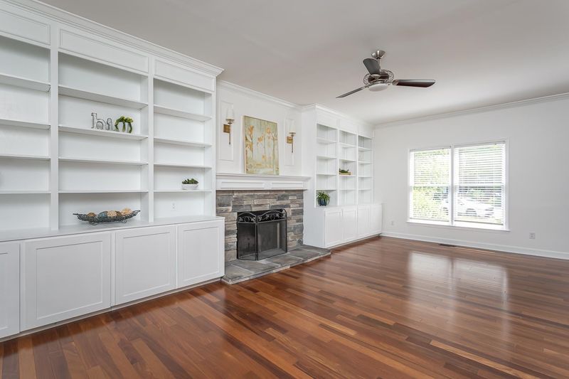 6609 Champaign Pl, Raleigh, NC 27615