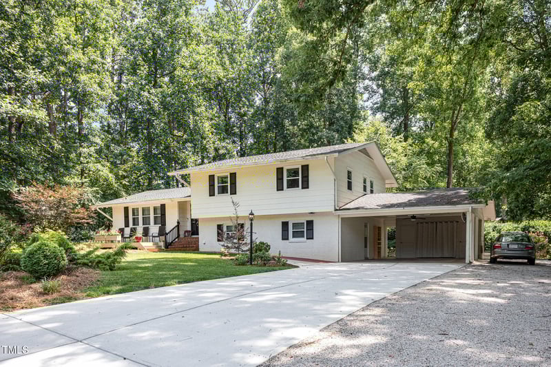 6609 Electra Dr, Raleigh, NC 27607