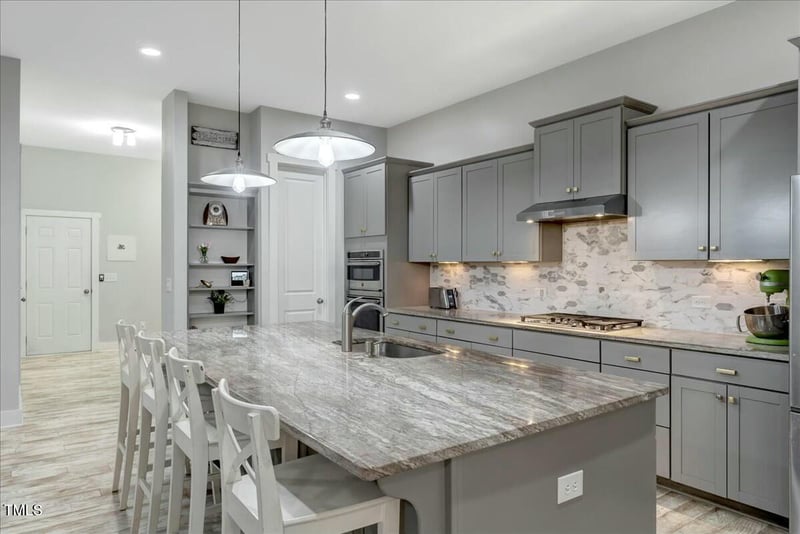 6609 Truxton Ln, Raleigh, NC 27616