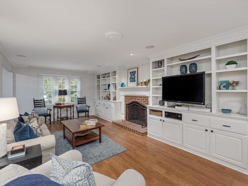 6609 Vancouver Ln, Raleigh, NC 27615