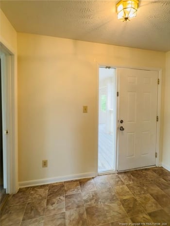 661 Bartons Landing Pl, Fayetteville, NC 28314