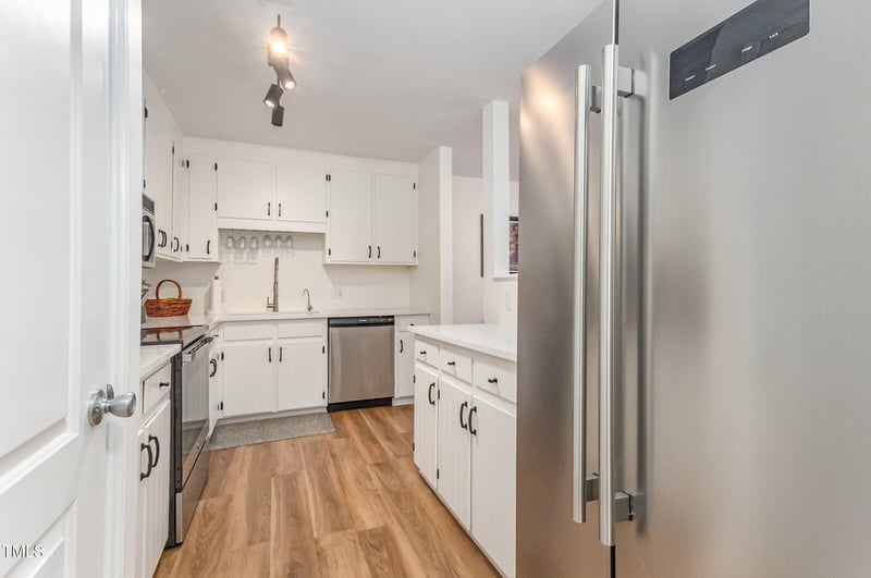 661 Bashford Rd, Raleigh, NC 27606