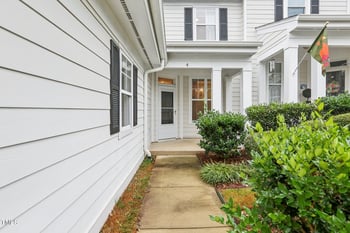 661 Boone Station Dr, Burlington, NC 27215