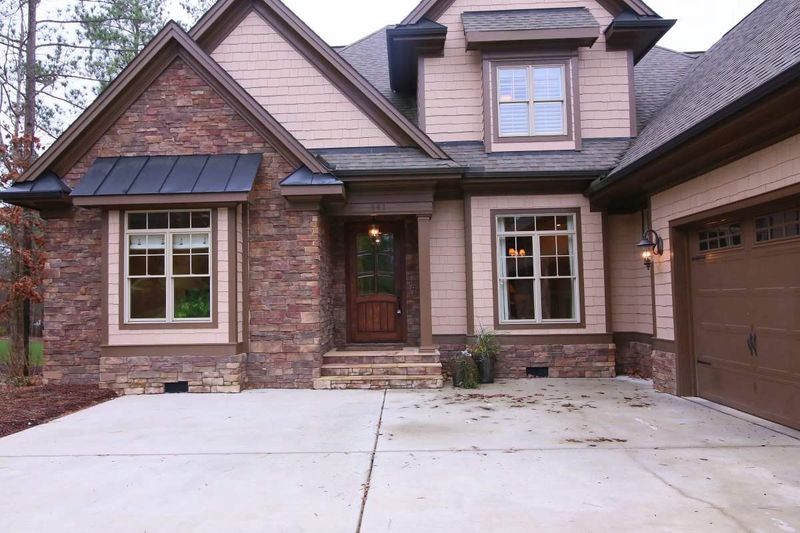 661 Chapel Ridge Dr, Pittsboro, NC 27312