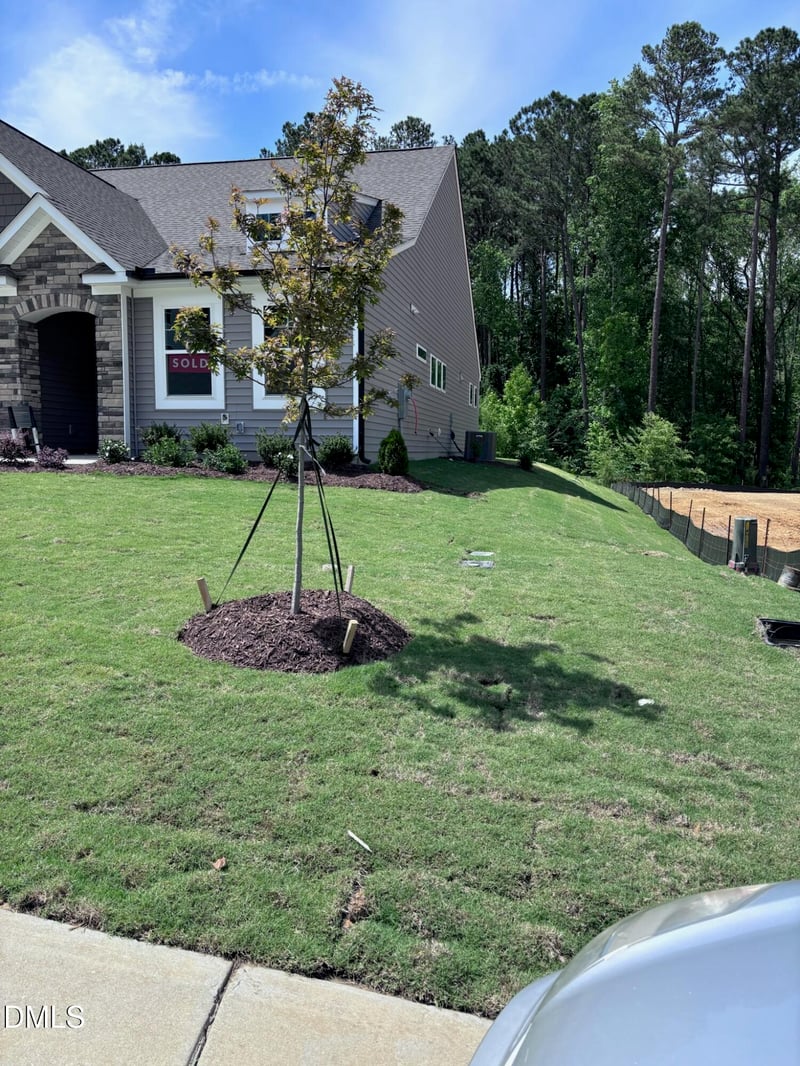 661 Highview Dr, Benson, NC 27504