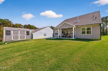 661 Highview Dr, Benson, NC 27504