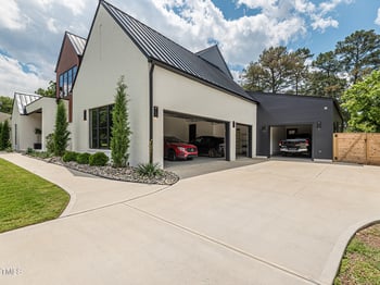 661 Manchester Dr, Raleigh, NC 27609