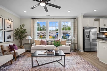 661 Sefton Park Dr, Zebulon, NC 27597