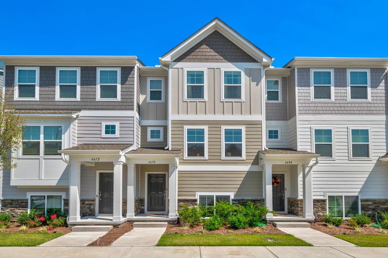 6610 Perry Creek Rd, Raleigh, NC 27616
