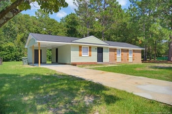 6612 Amanda Cir, Fayetteville, NC 28304