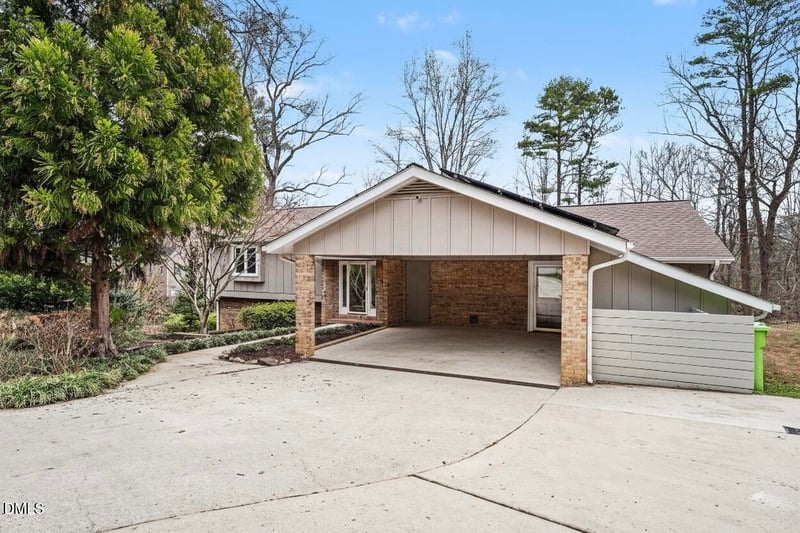 6612 Secret Dr, Raleigh, NC 27612