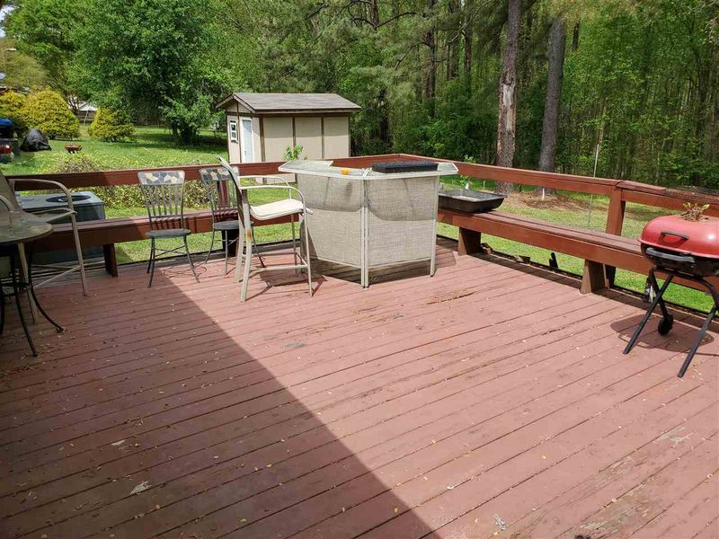 6613 Rex Rd, Holly Springs, NC 27540