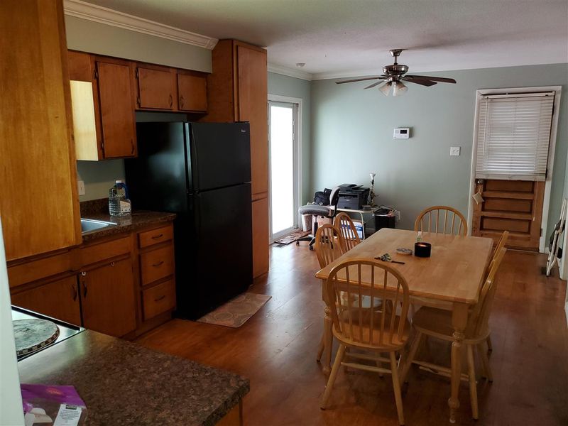 6613 Rex Rd, Holly Springs, NC 27540