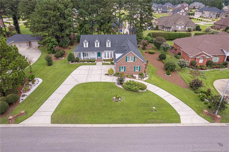 6613 Summerchase Dr, Fayetteville, NC 28311