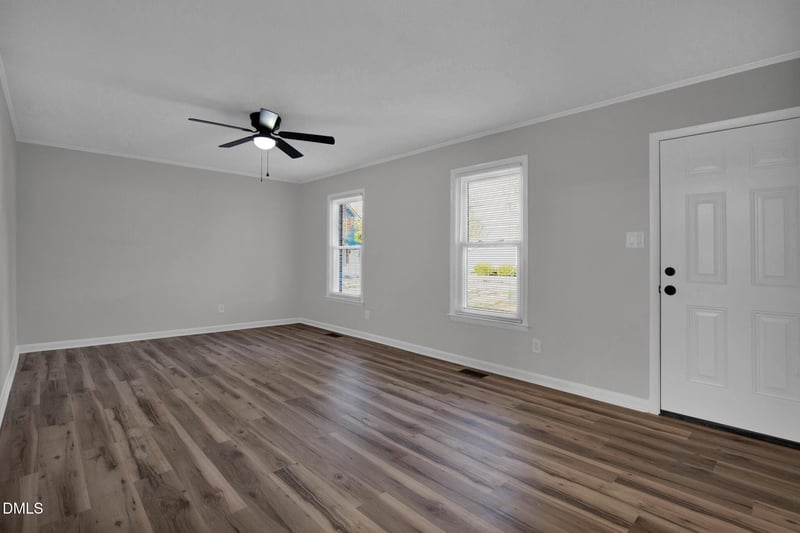 6613 Wesleyan Ct, Fayetteville, NC 28311