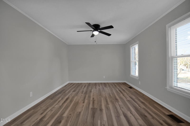 6613 Wesleyan Ct, Fayetteville, NC 28311