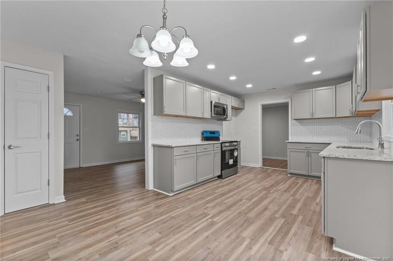 6616 Sherrod Dr, Fayetteville, NC 28314