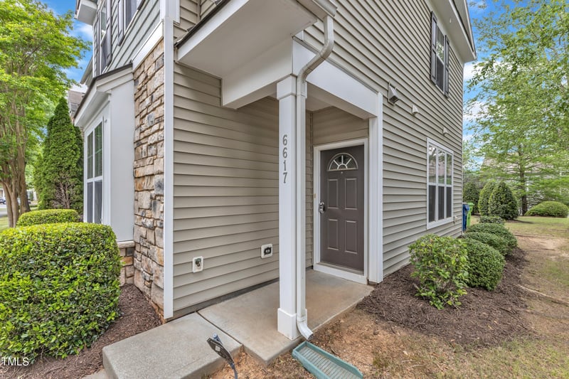 6617 Clarksburg Pl, Raleigh, NC 27616
