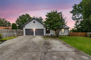 6617 Idlewood Ct, Fayetteville, NC 28314