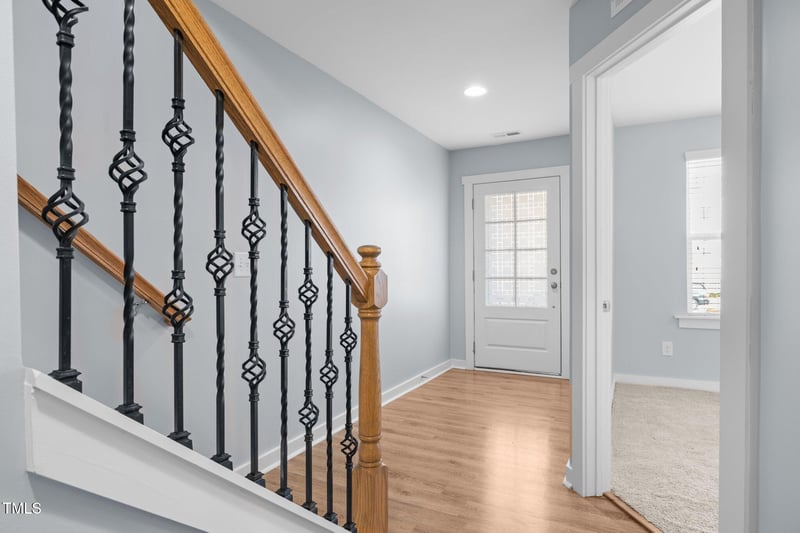 6617 Perry Creek Rd, Raleigh, NC 27616