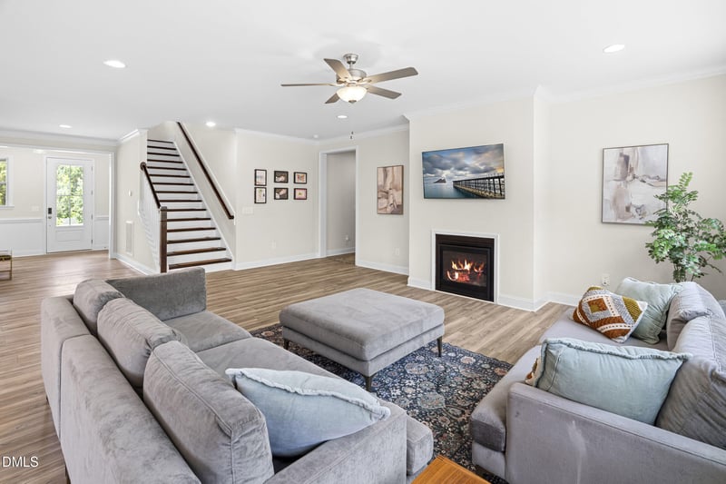 6617 Summit Creek Dr, Holly Springs, NC 27540