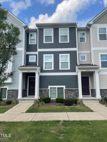 6618 Perry Creek Rd, Raleigh, NC 27616