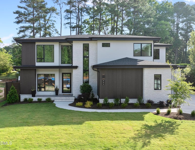 662 Manchester Dr, Raleigh, NC 27609