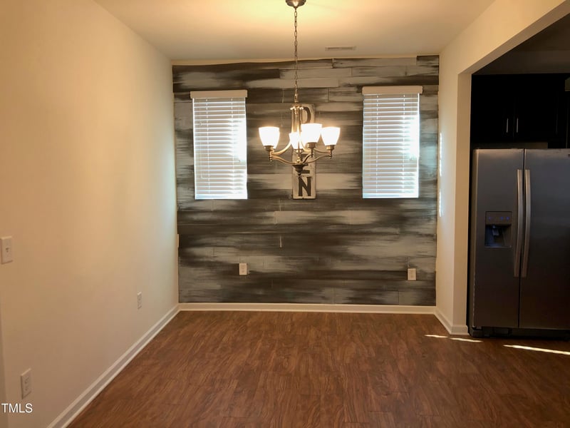 662 Stapleford Ln, Fuquay Varina, NC 27526