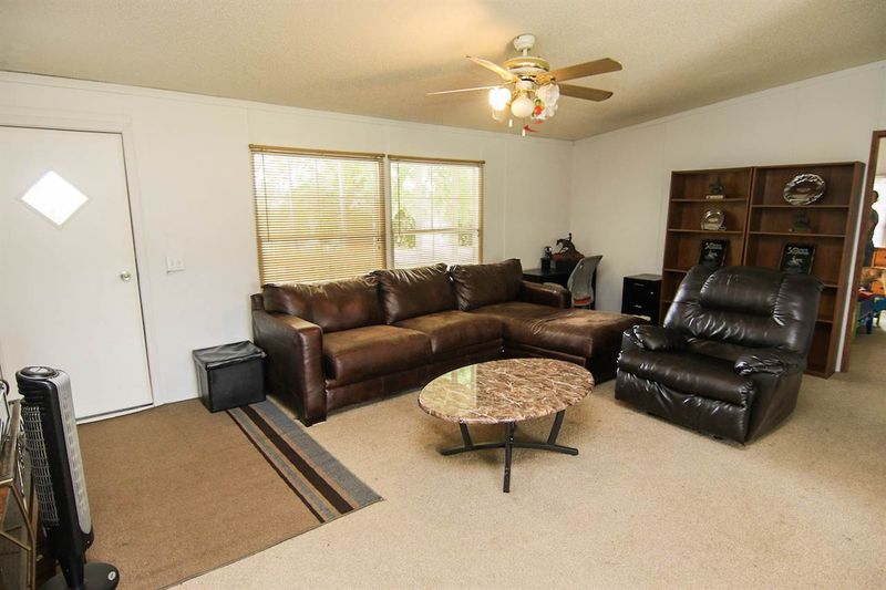 662 Wc Braswell Rd, Selma, NC 27576