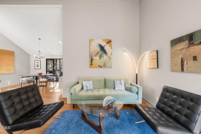 6620 Falconbridge Rd, Chapel Hill, NC 27517