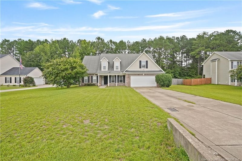 6621 Hillbrook Rd, Hope Mills, NC 28348