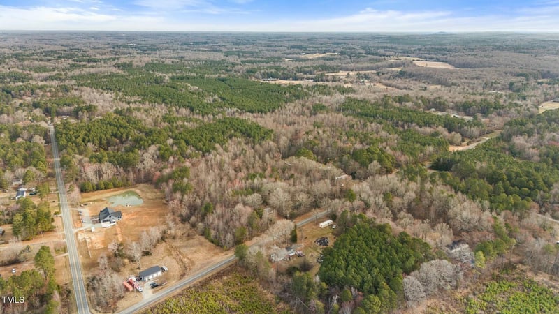 6621 Nicks Rd, Mebane, NC 27302