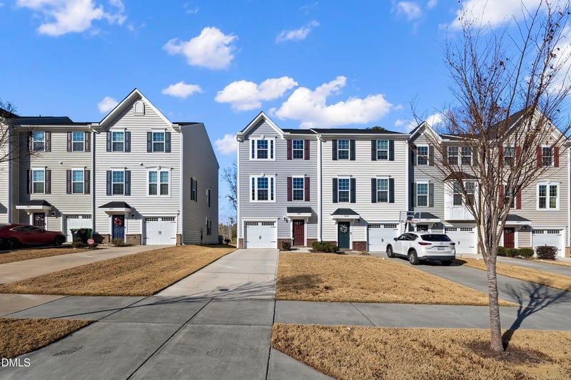 6621 Pathfinder Way, Raleigh, NC 27616