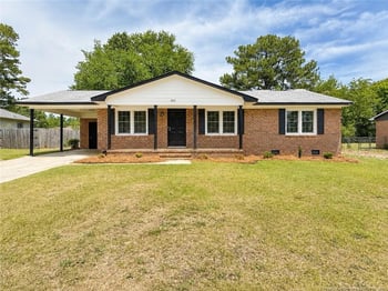 6624 Bonnie Bell Ln, Fayetteville, NC 28314