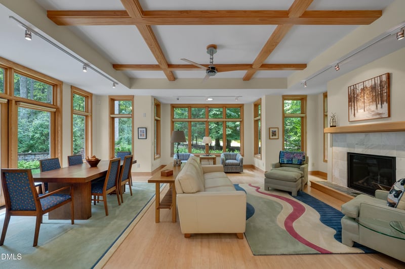 6625 Creek Wood Dr, Chapel Hill, NC 27514