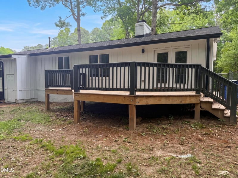 6625 Suburban Dr, Raleigh, NC 27615
