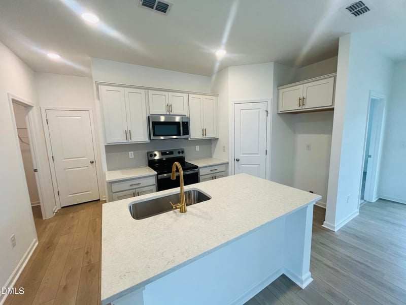 6626 Chillingham Dr, Middlesex, NC 27557