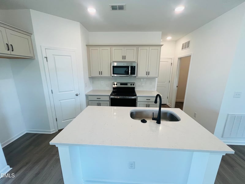 6626 Chillingham Dr, Middlesex, NC 27557