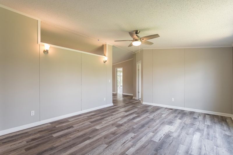 6626 Oak Hollow Dr, Snow Camp, NC 27349