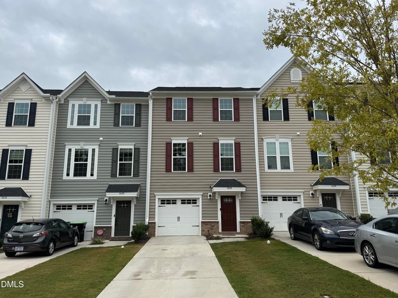 6626 Pathfinder Way, Raleigh, NC 27616